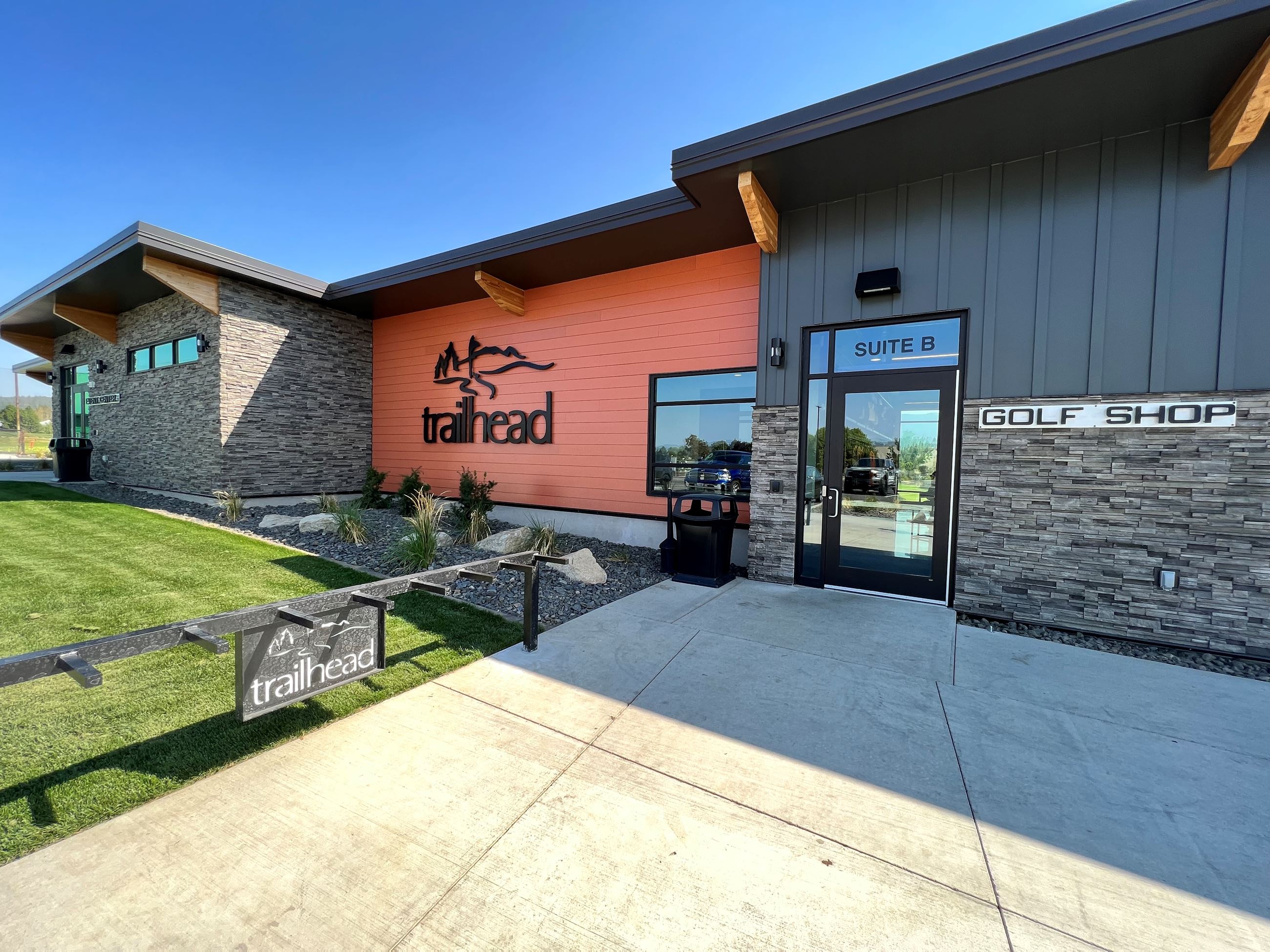 TH Build Golf Shop 1