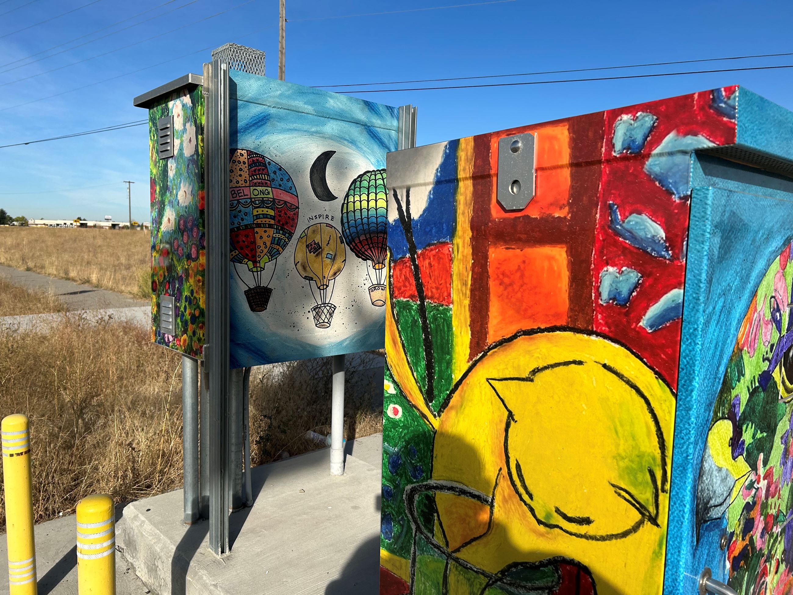Image of Signal Box Wrapped in colorful art.