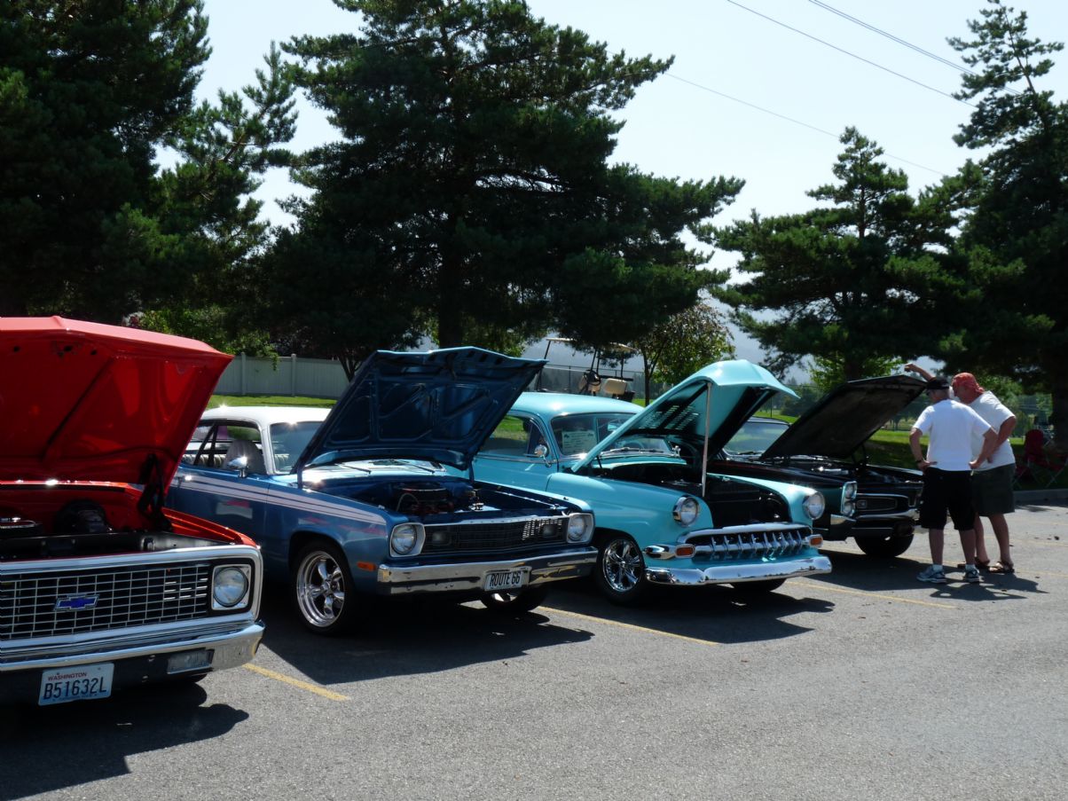 Classic & Collectible Car Display