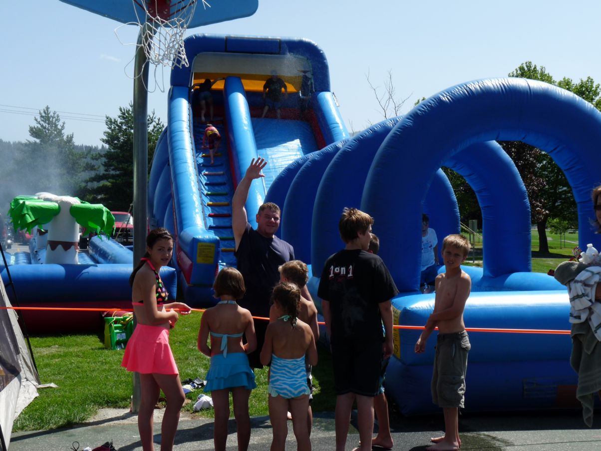 Inflatable amusements