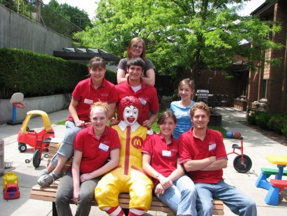 Youth Commission Serves Up Some Grub at the Local 